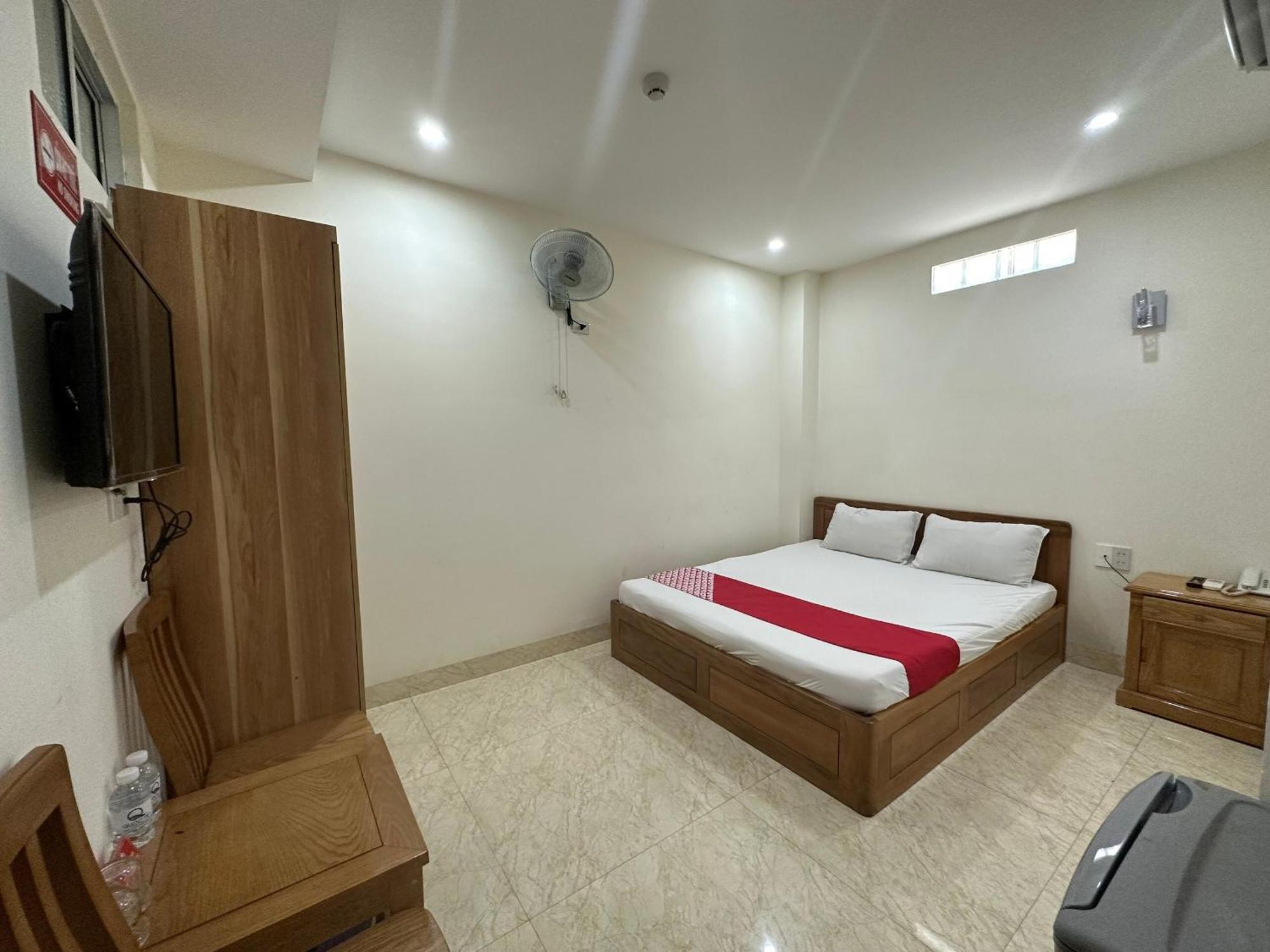 Italy Hotel На Транг Екстериор снимка