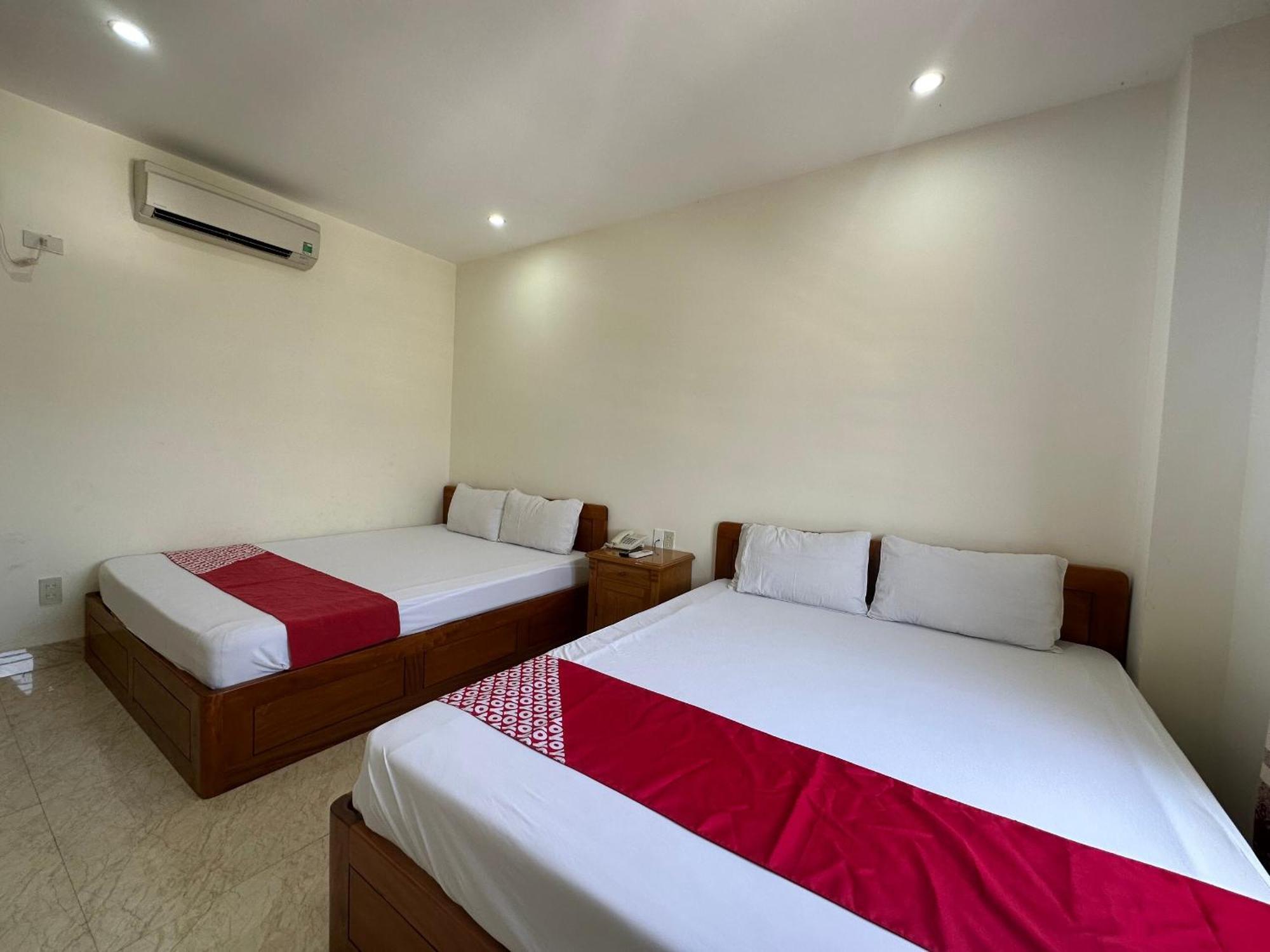Italy Hotel На Транг Екстериор снимка