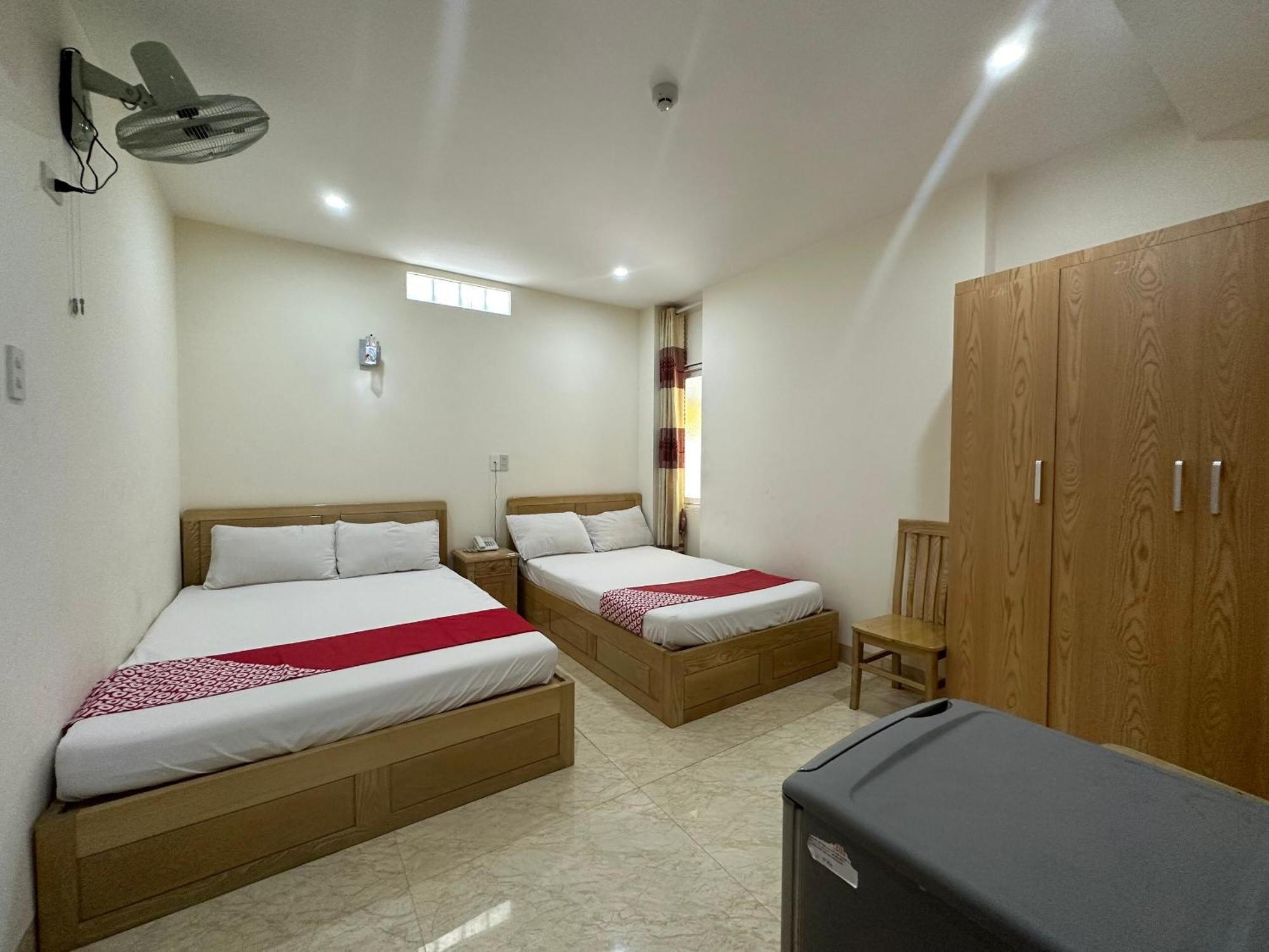 Italy Hotel На Транг Екстериор снимка