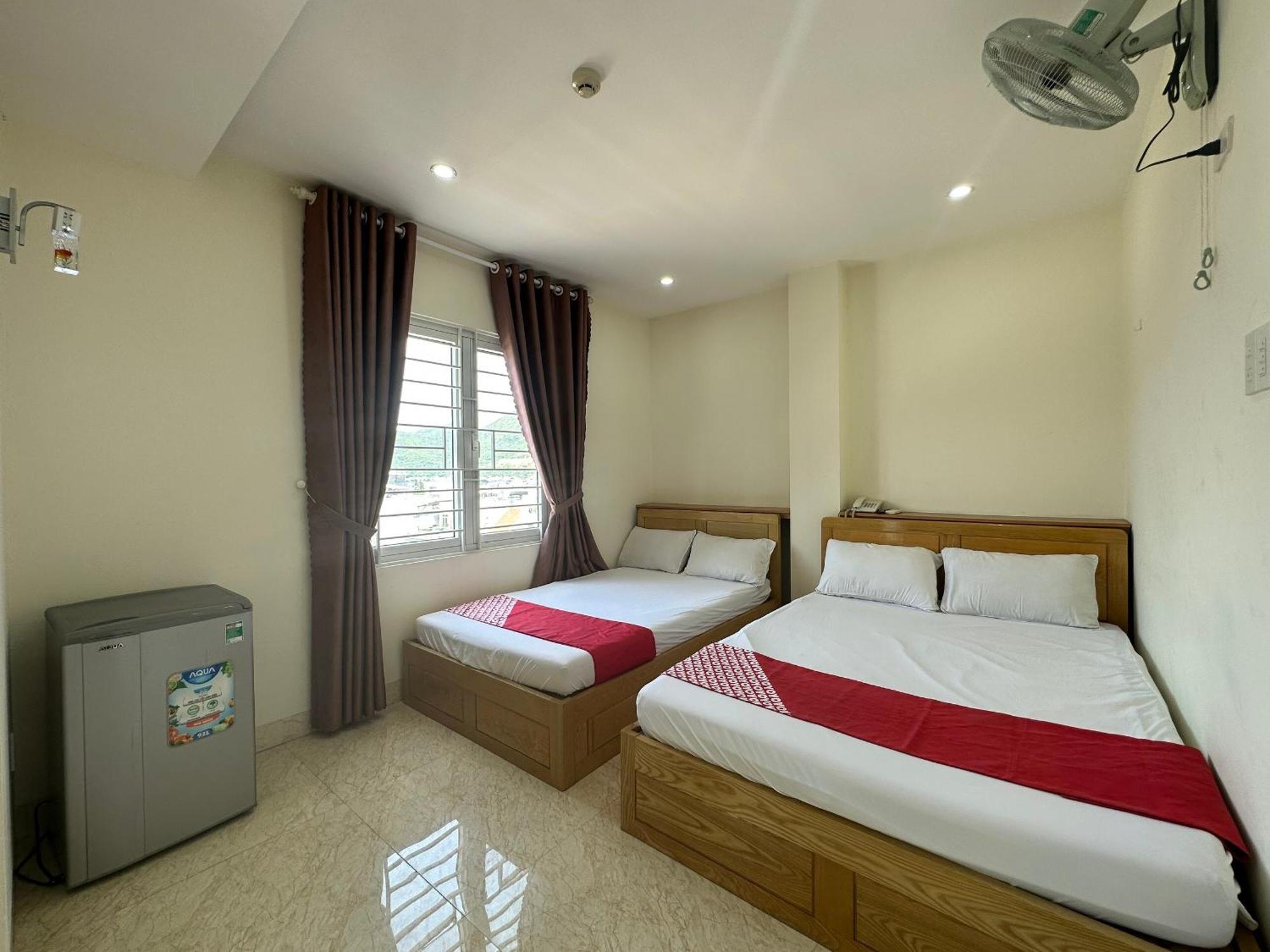 Italy Hotel На Транг Екстериор снимка